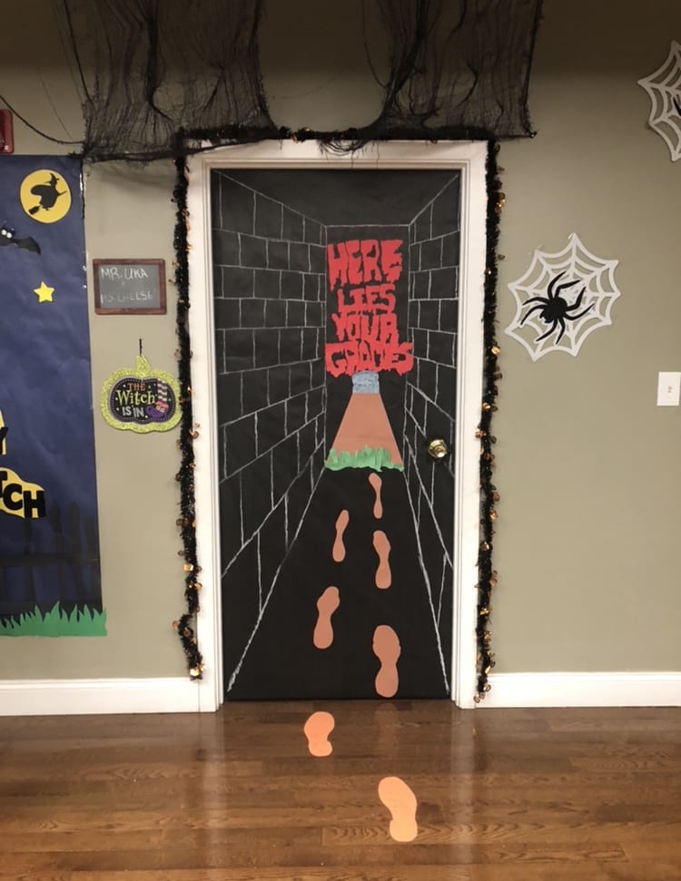 Halloween Door Decorating Contest - Catapult Learning